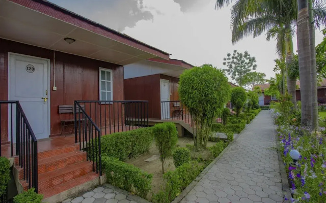 OYO 345 Jungle Nepal Resort