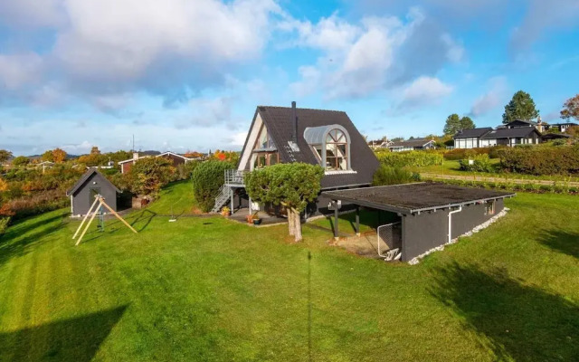 8 Person Holiday Home in Ebeltoft-by Traum