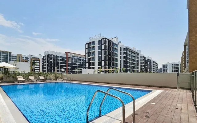 Charming Studio 10 Minutes From Dubai Mall