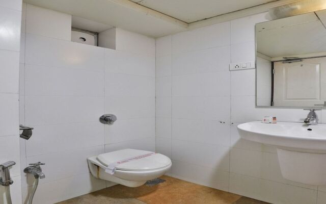 Oyo 17332 Hotel Nana'S