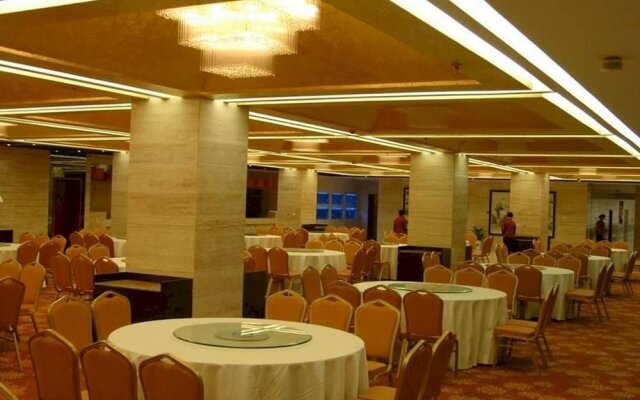 Joy International Hotel