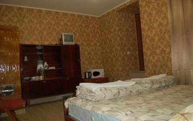 Apartment on Stepana Bandery 37