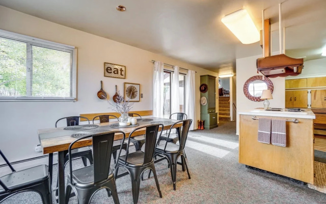 Laramie Vacation Rental: 3 Mi to Downtown!