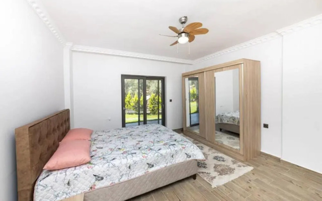 House With Garden and Private Pool in Bodrum