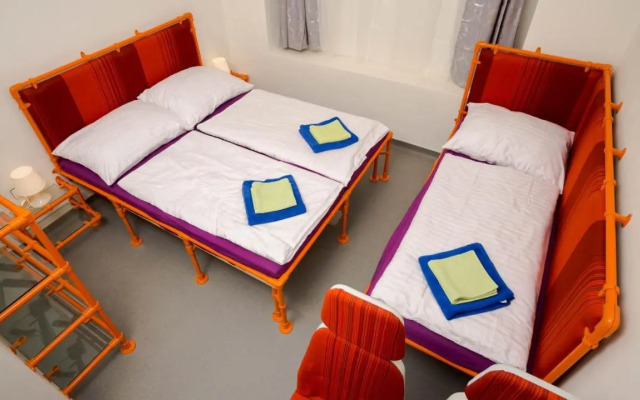 METRO Apartment Prague by Main Train and Bus Station