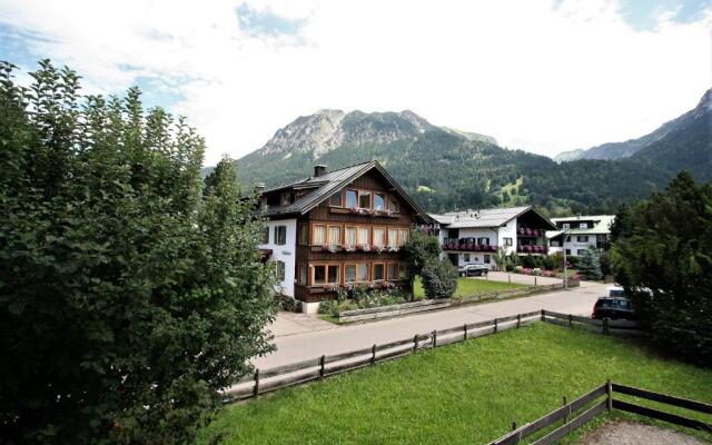 Alpenflair Ferienwohnungen Whg 106