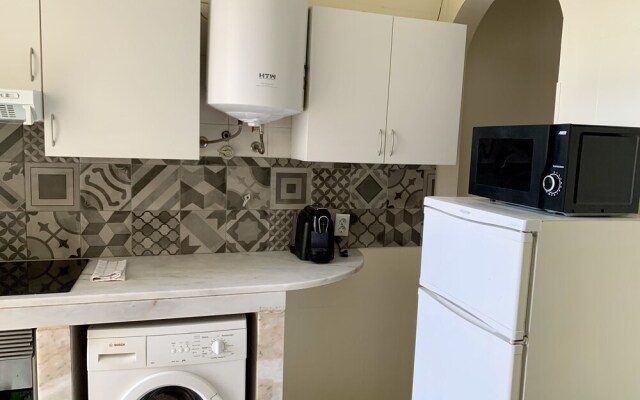Lovely 2-bed Apartment in Lisbon Center