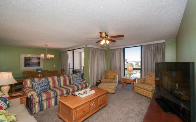 Enclave Condo 701a by Destin Getaways