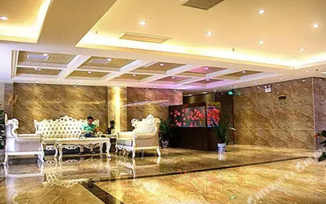 Lushanju Hotel (Central South University Branch)