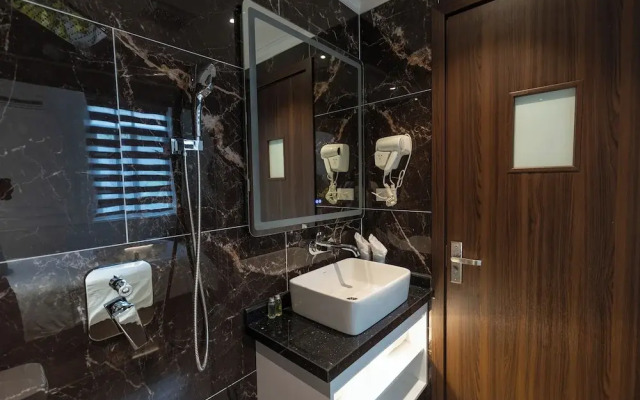 Hoang Gia Xa La Boutique Hotel