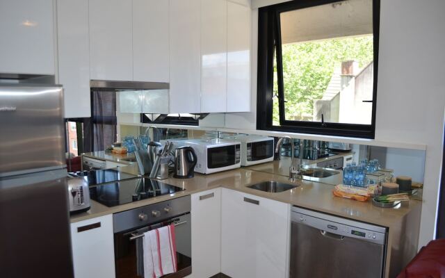 Potts Point Chic, Sydney Apartment