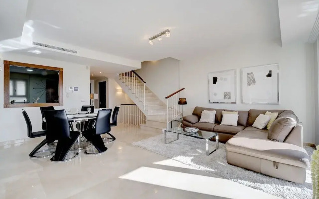 A Beautiful Modern Two Bedroom Villa