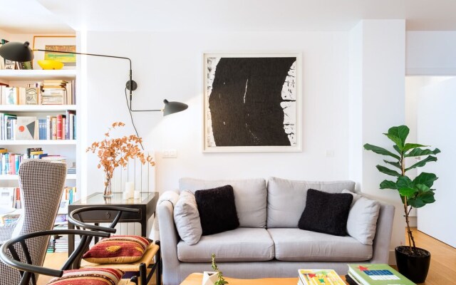 NEGURI I apartment with parking by Aston Rentals