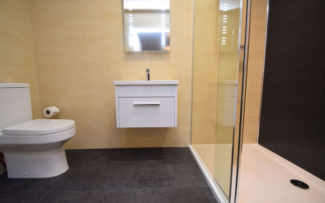 Rosedene Highland House - King Studio Apartment 5