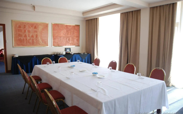 Hotel Alba Adelaide