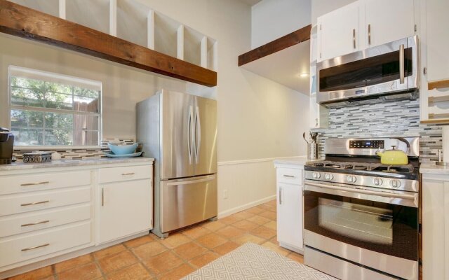 3BR 2BA Elegant Tarrytown House by RedAwning