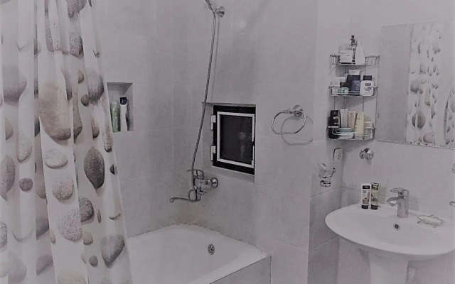 Spacious Apartment in Central Touristic Location