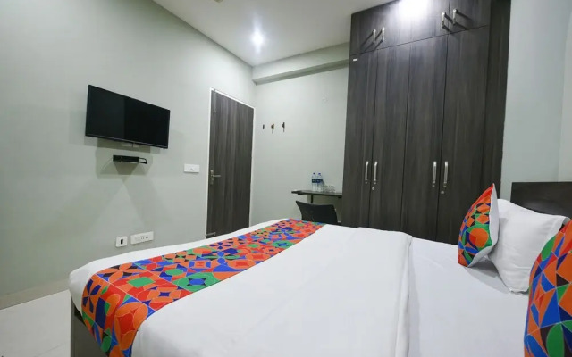 Fabhotel Alpha