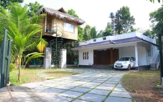 Garggi Village Homestay