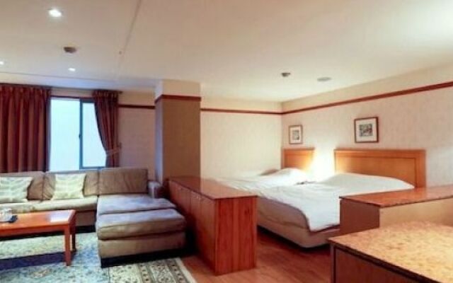 Gimcheon Park Tourist Hotel