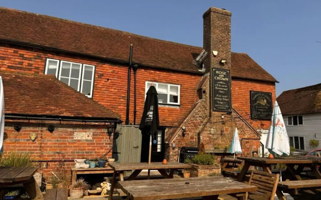 The Rose & Crown