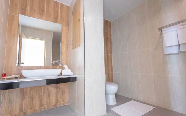 O2 Hotel Lopburi