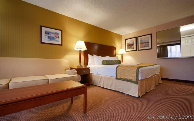 Executive Inn by the Space Needle