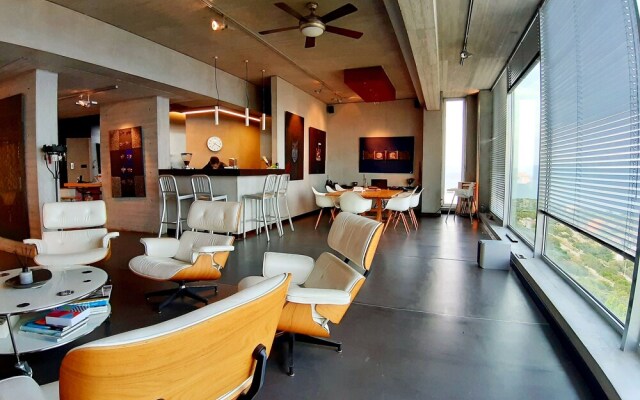 ArtHouse