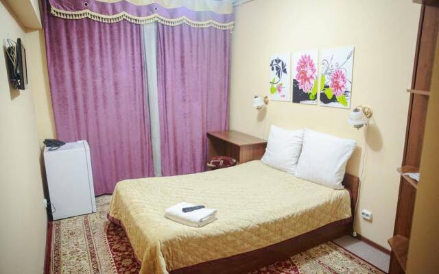 Relax Hotel