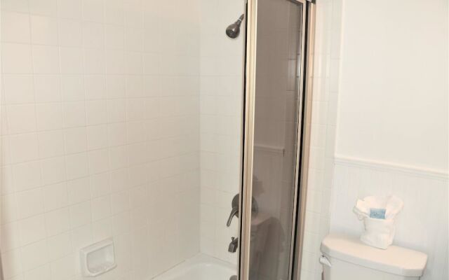 Jamaica Royale T32 - 2 Br Condo