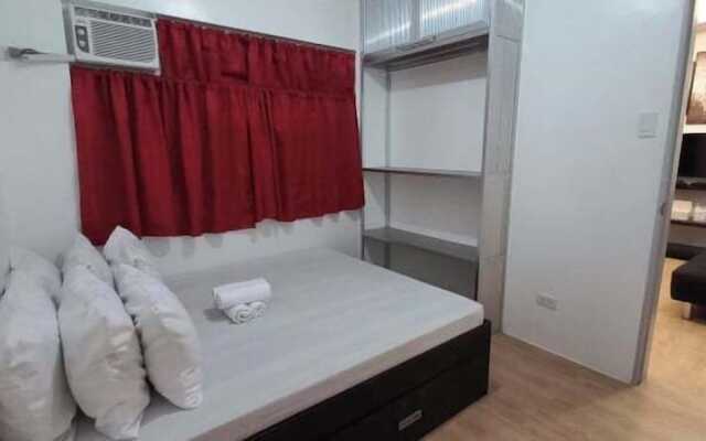 2-bedroom next-door apartments are available, each good for 12 guests, just 3km or 3min ride to Pico de Loro Cove (we provide guest endorsement good for 1 week!) & to Calayo Cove & to Papaya Cove beaches & boat-tour