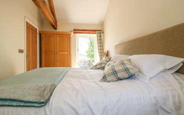 Lake Farm Cottage