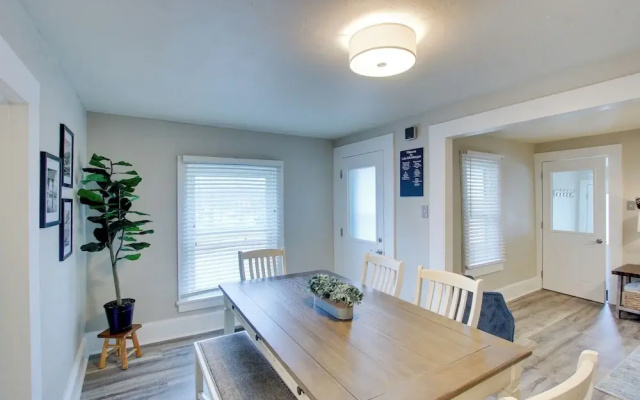 Coastal Comfort & Golfers' Paradise in Sheboygan!