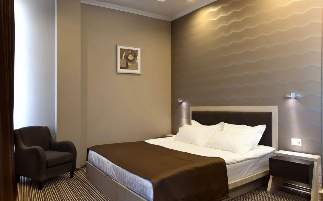 Kiroff Hotel