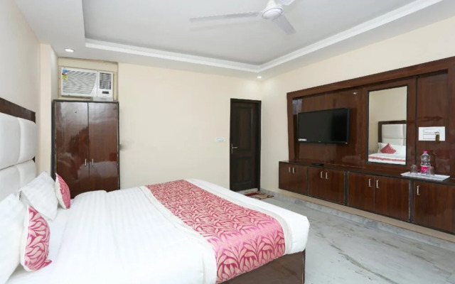 FabExpress Modesty Le Mount