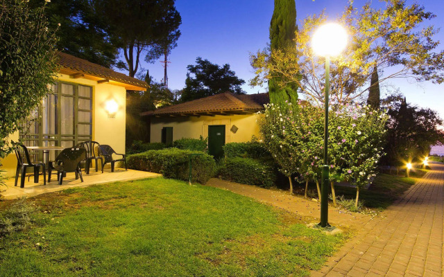 Shoresh Green Hills Family Suites Hotel