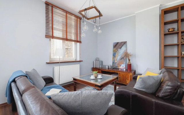 Asnyka Apartment Cracow by Renters