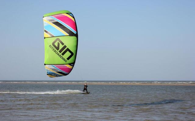 Studio bord de mer en résidence MERVILLE FRANCEVILLE PLAGE