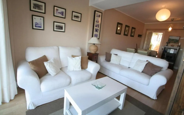 Apartamento en complejo residencial con piscina