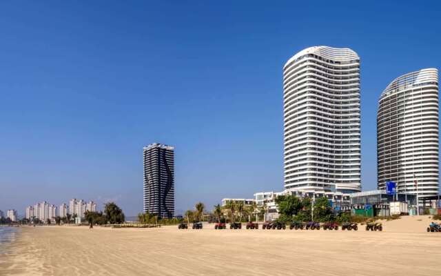 Wyndham Grand Plaza Royale Shuangyue Bay