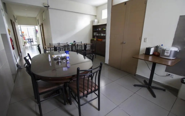 Lima House - Hostel