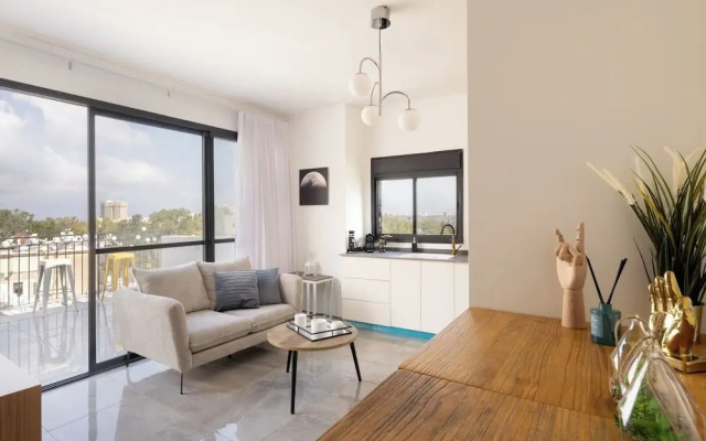 Bahai Gardens Penthouse by Sea N' Rent
