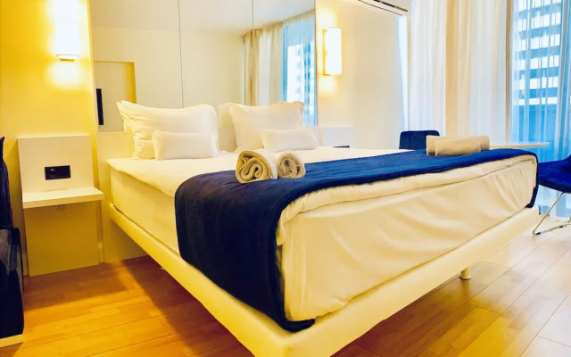 Royal Sea Breeze Apartment