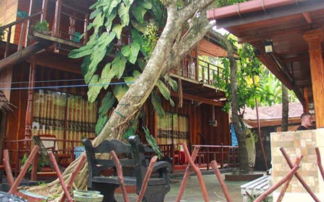 Vista Dinu's Resort