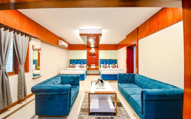 FabHotel Greenland Grand