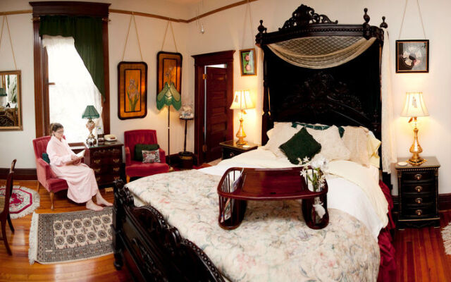 Beall Mansion An Elegant Bed & Breakfast Inn