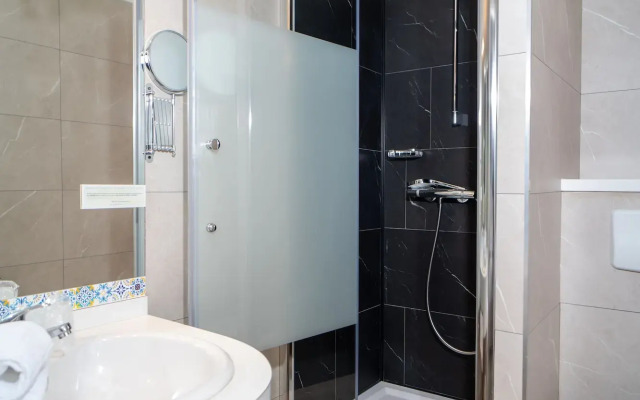 Logis Hotel Le Majestic