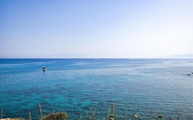 Stunning Home in Palmi With Wifi and 2 Bedrooms