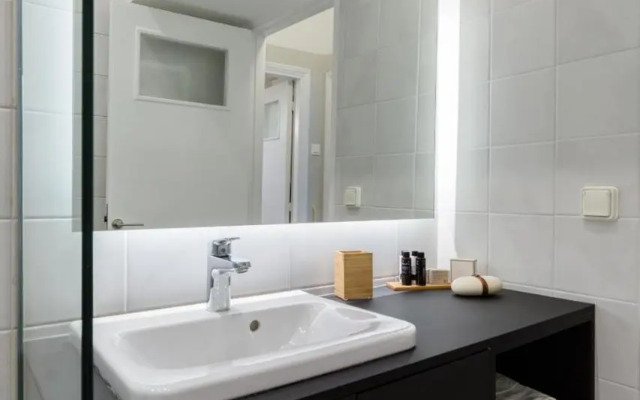 Acropolis Heart 1BD Apartment in Plaka by UPSTREET
