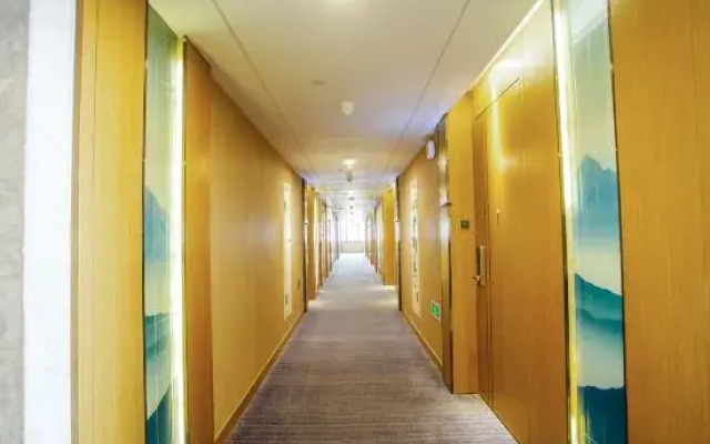 Zongheng Outlets Hotel